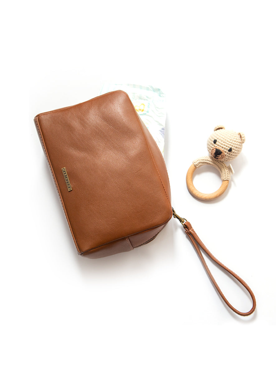 MJ ESSENTIALS POUCH - BROWN